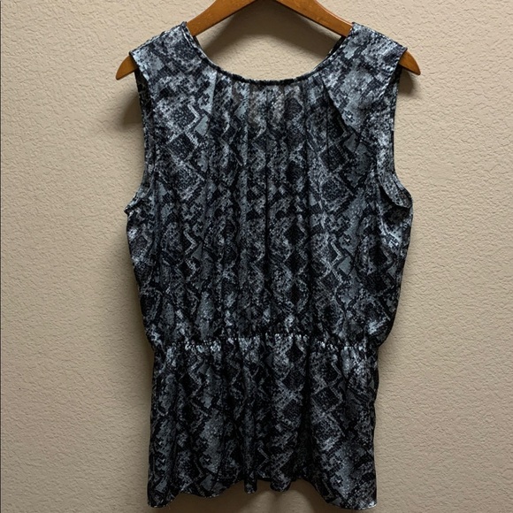 Violet & Claire Black and Gray Animal/Snake Print Sleeveless Blouse - Picture 2 of 14
